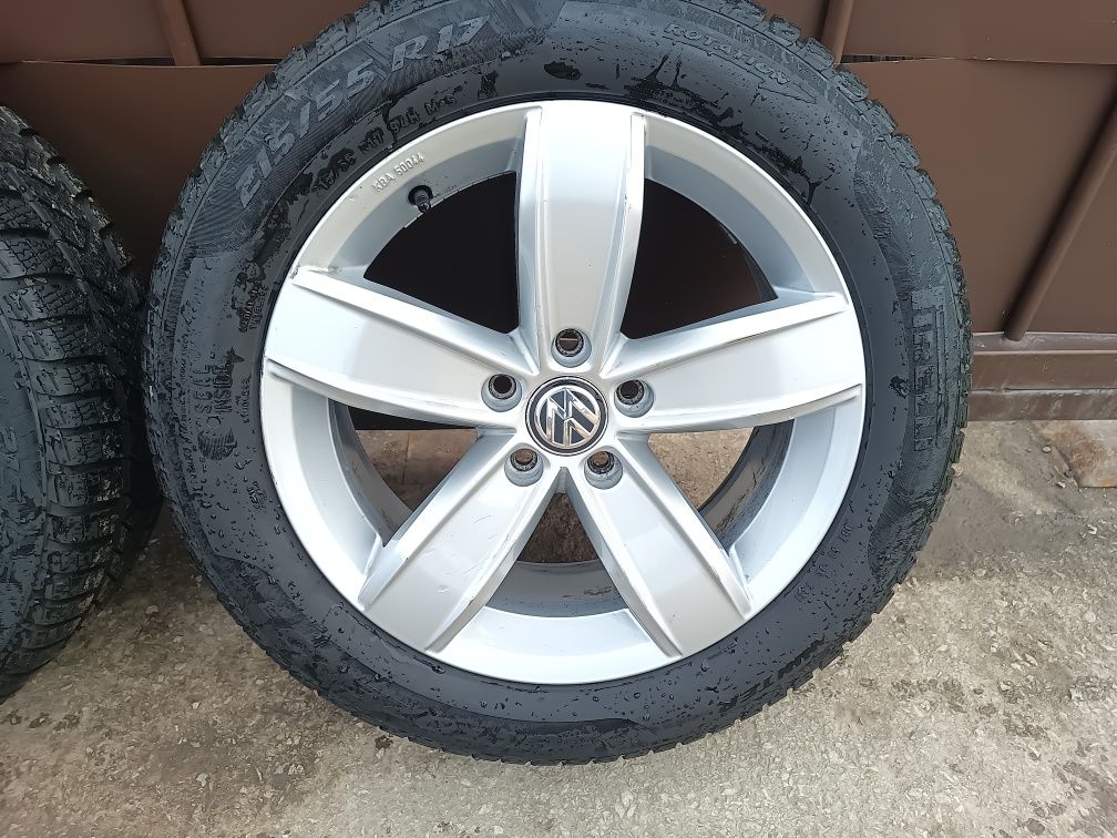 VW Passat Alltrac 215/55/17
