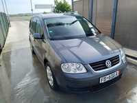 Vând Volkswagen touran 3100 euro