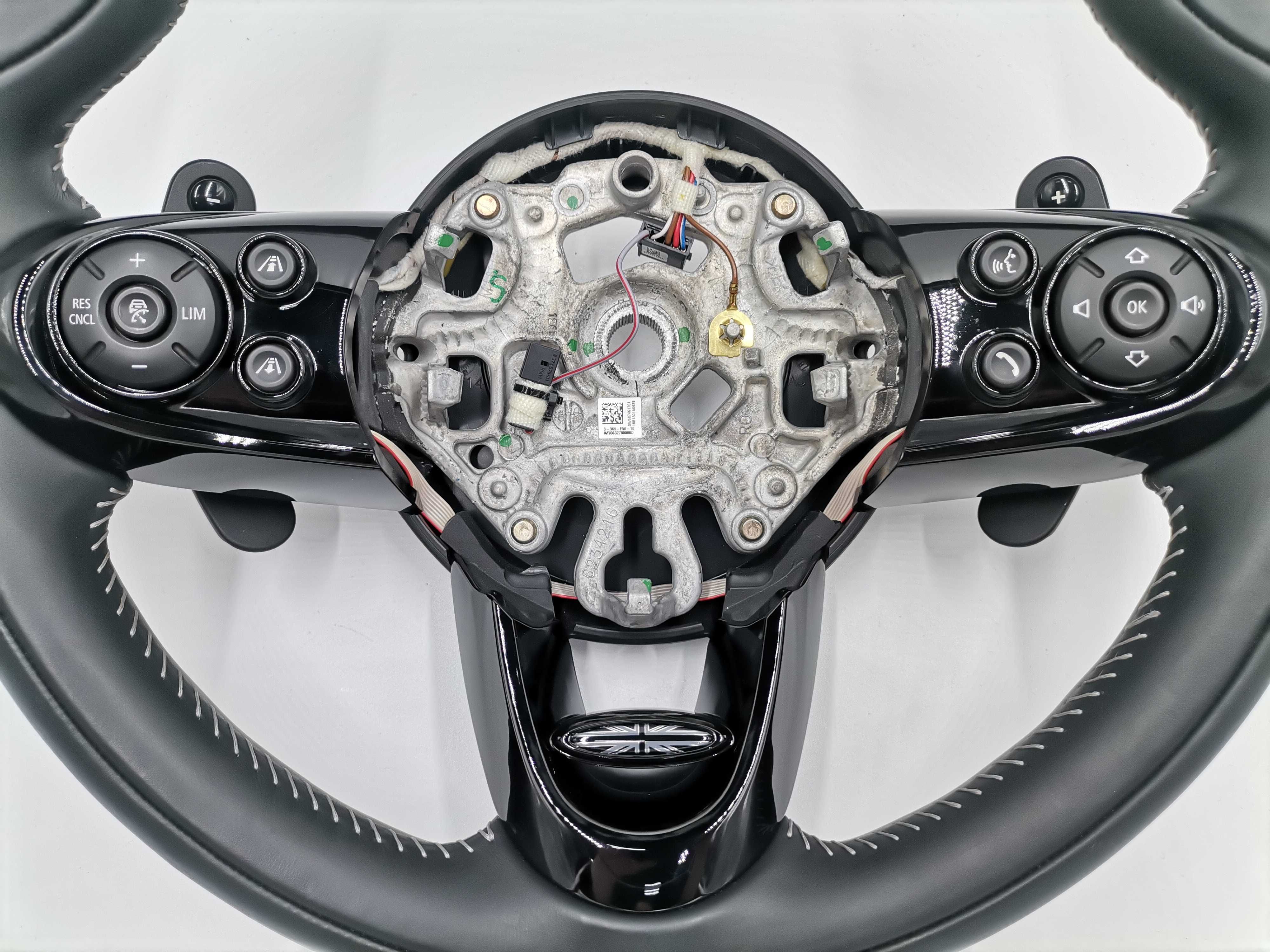Черен Кожен Спортен Волан Mini F60 Countryman JSW COOPER S