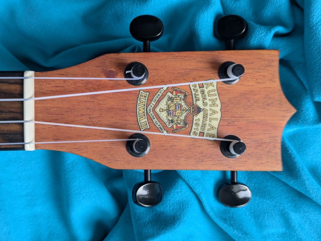 Kumalae All Solid Mahogany Soprano Ukulele