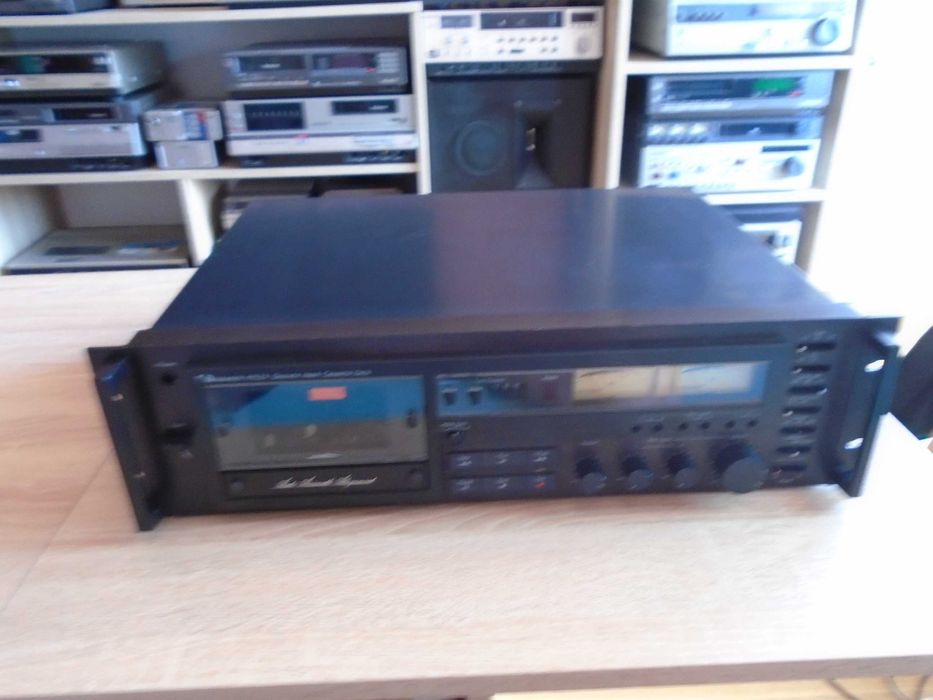 Nakamichi 670ZX 3-head Auto Azimuth Cassette Deck