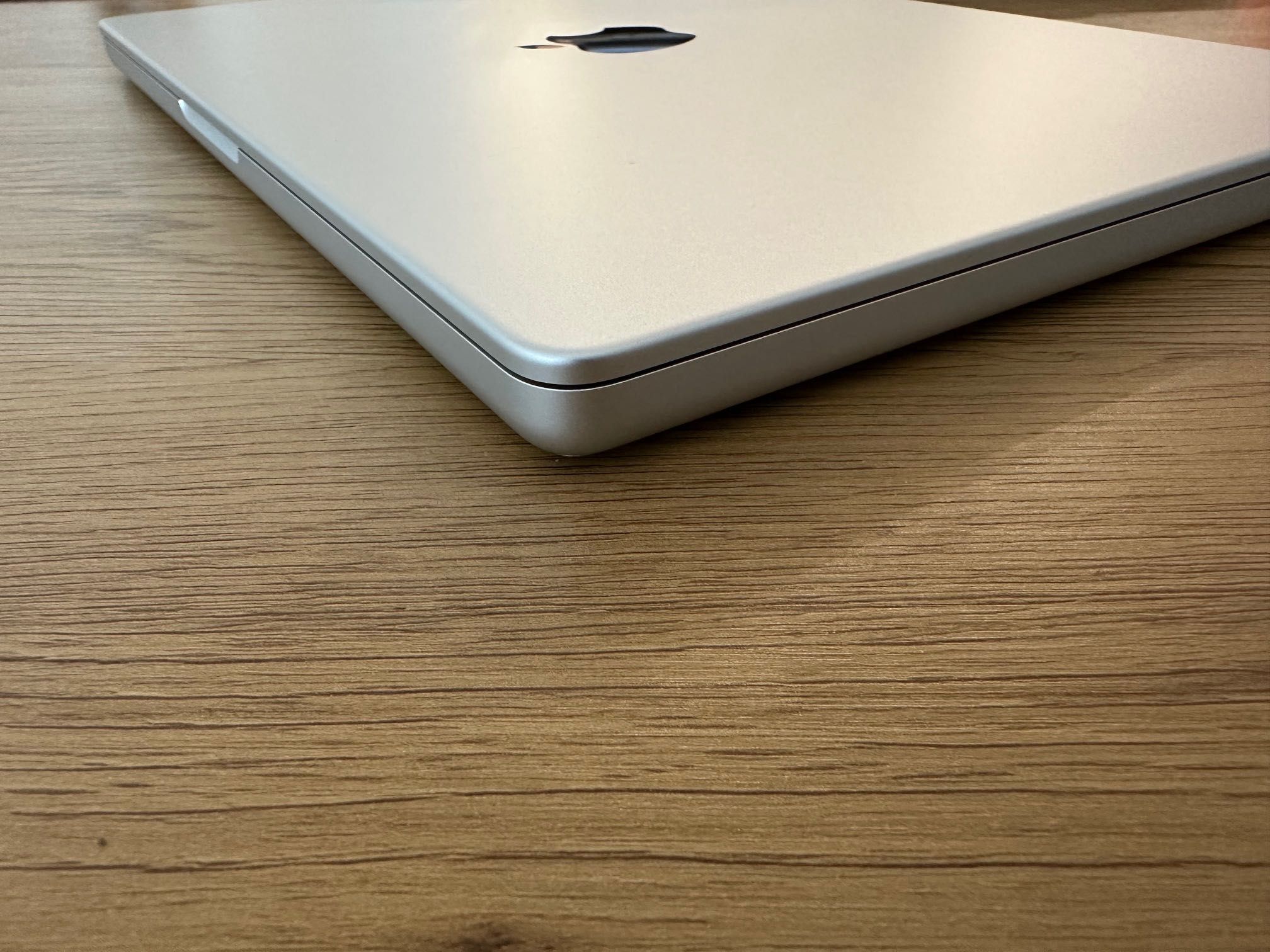 MacBook Pro 14" M3 8-CPU, 10-GPU, 8GB RAM, 512GB SSD,ГАРАНЦИЯ