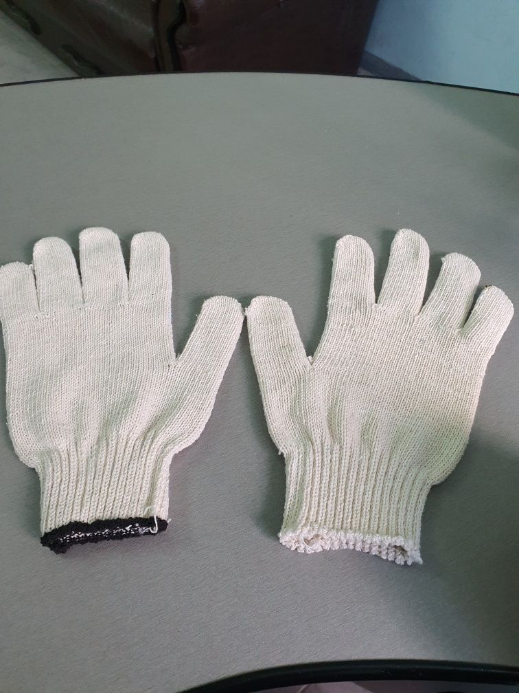 Рукавицы перчатки
