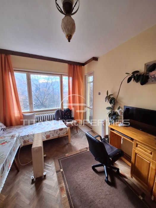 Продава се Тристаен апартамент в Пловдив, Христо Смирненски - 104 кв.м за 2020 €/кв.м - Снимка #6