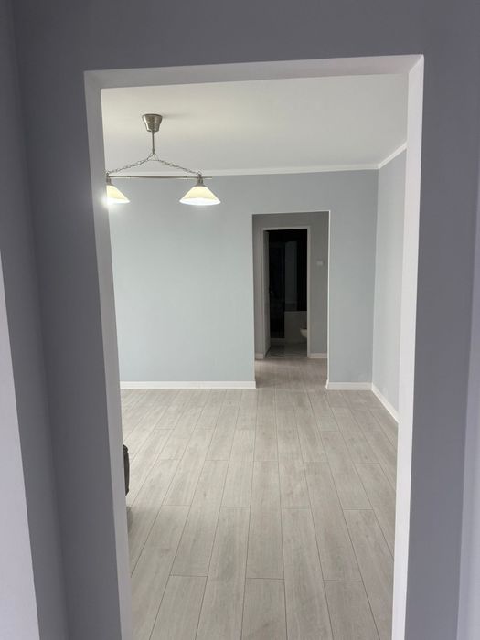 Vând apartament 2 camere la etajul 2în H4