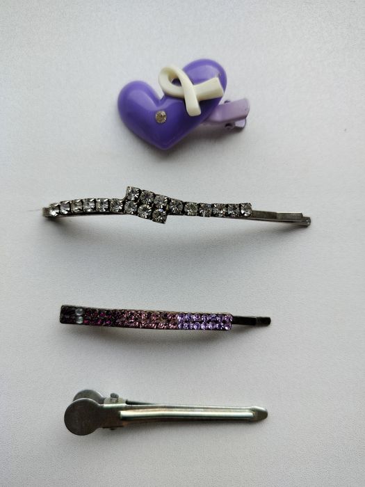 Заколки для волос