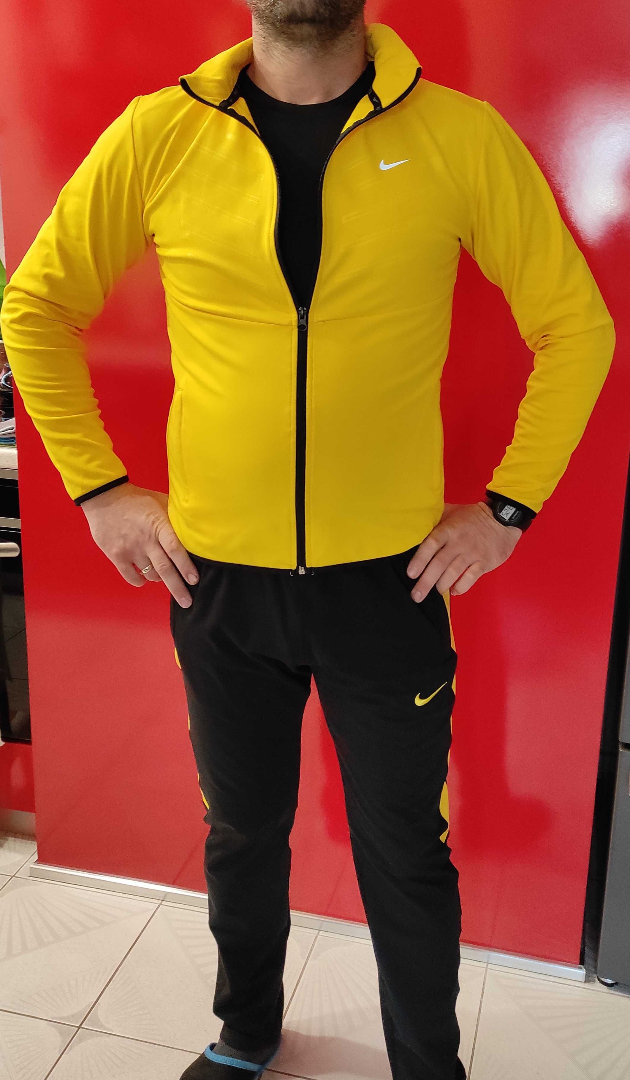 Спортен комплект Nike