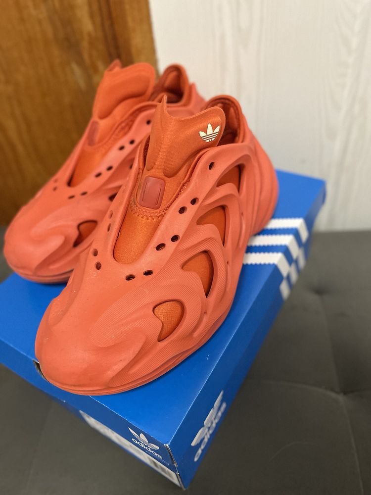 Adidas adiFum маратонки