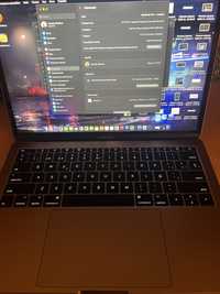 Macbook pro 13.3  late 2017