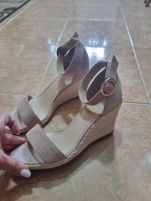 Sandale bej cu platforma