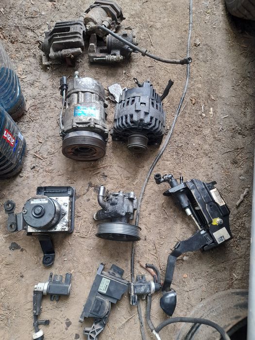 octavia compresor ac/alternator si alte piese