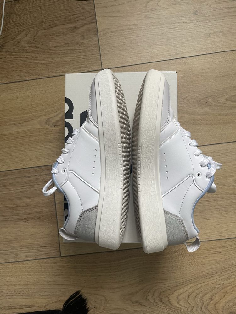 Addidas marimea 37.5