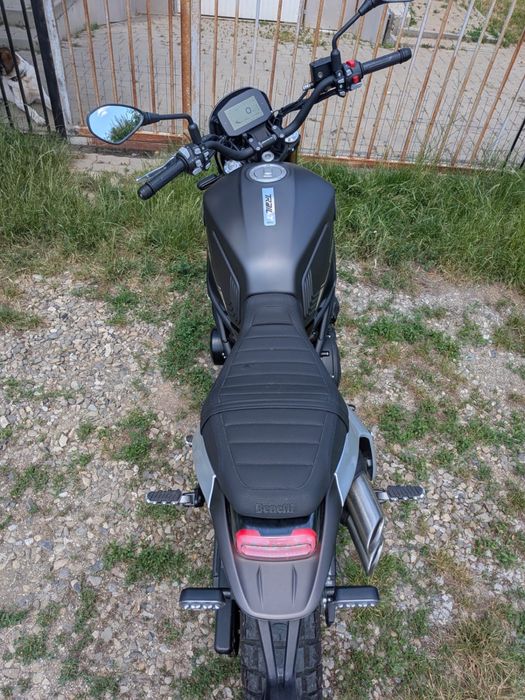 Benelli Leoncino 800 Trail