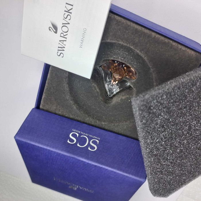 Figurină floare Swarovski originală – cu cutie, stare impecabilă