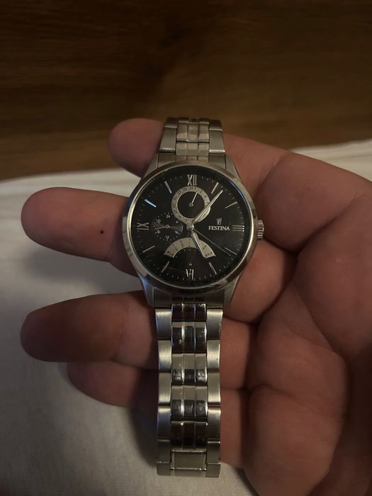 Ръчен часовник фиеста