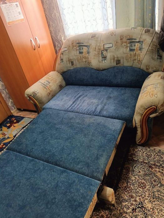 Диван и кресла, мягкий уголок
