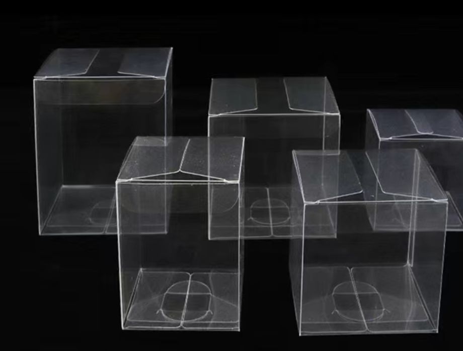 Пластиковые подарочные коробки р10×10×10,,7×7×16,,7×7×7,,9×9×9