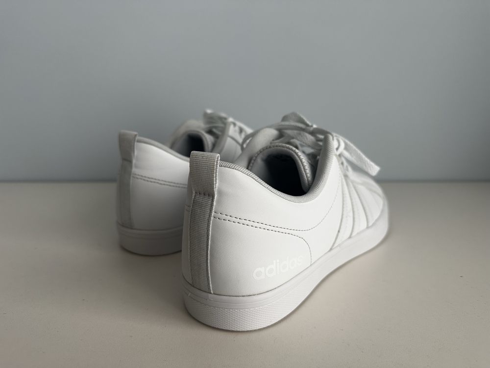 Adidas кецове от еко кожа