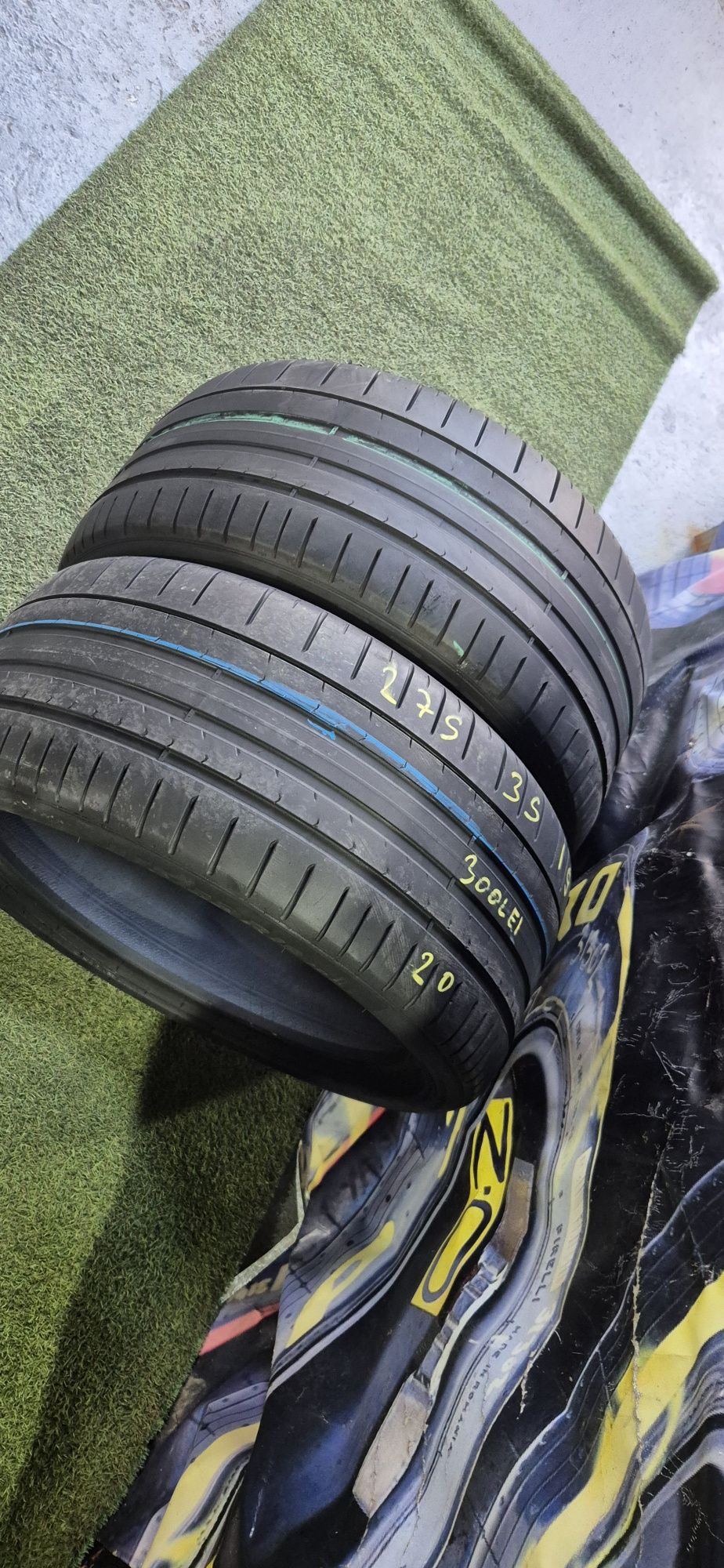 275 35 19 Pirelli