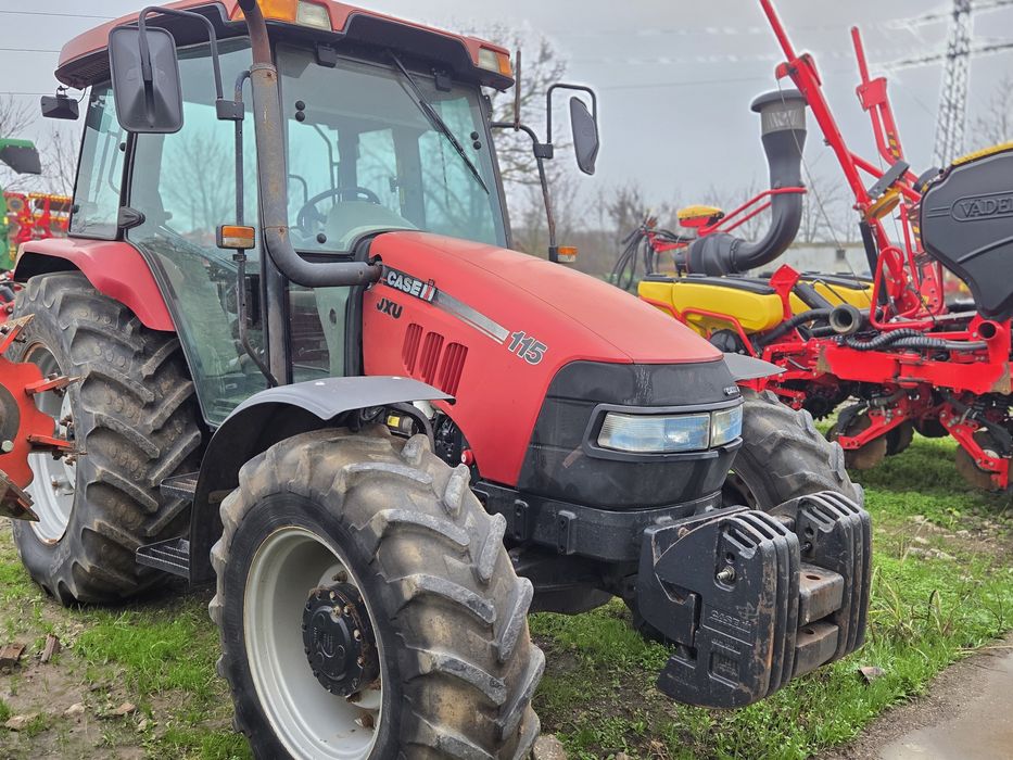 Tractor CASE IH JXU 115