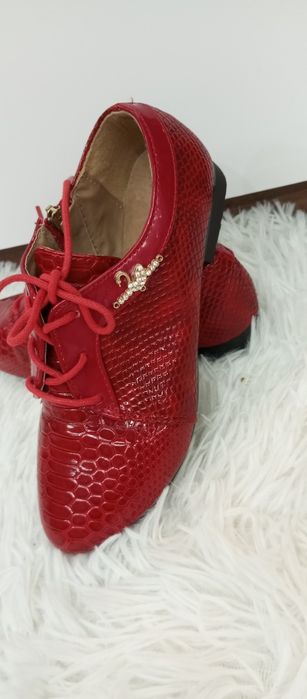 Pantofi fetiță, culoare roșu bordo