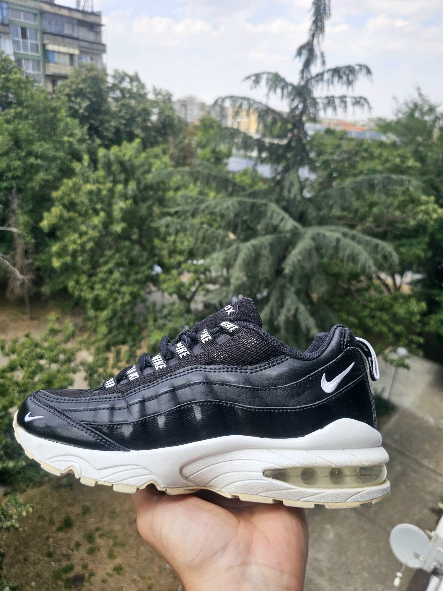 Nike Air Max 95 SE – Оригинални маратонки, отличен вид