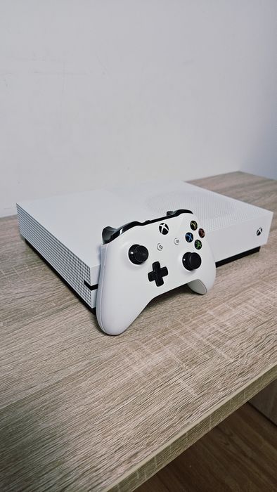 Xbox One S Capacitate 1 TB!!!