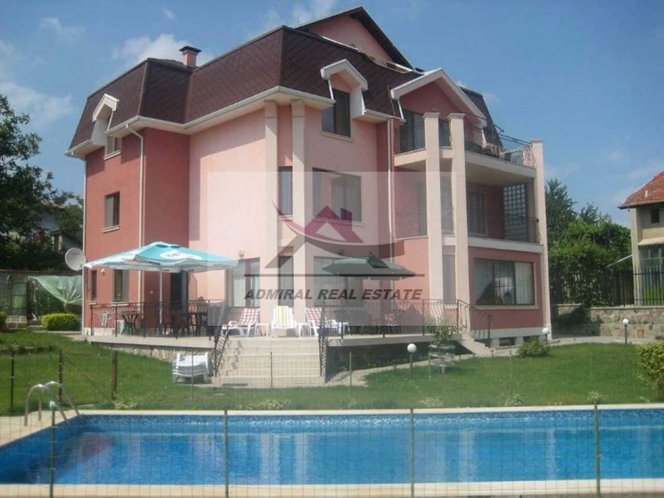 Дава се под наем Тристаен апартамент в Варна, м-т Траката - 135 кв.м за 600 € - Снимка #5