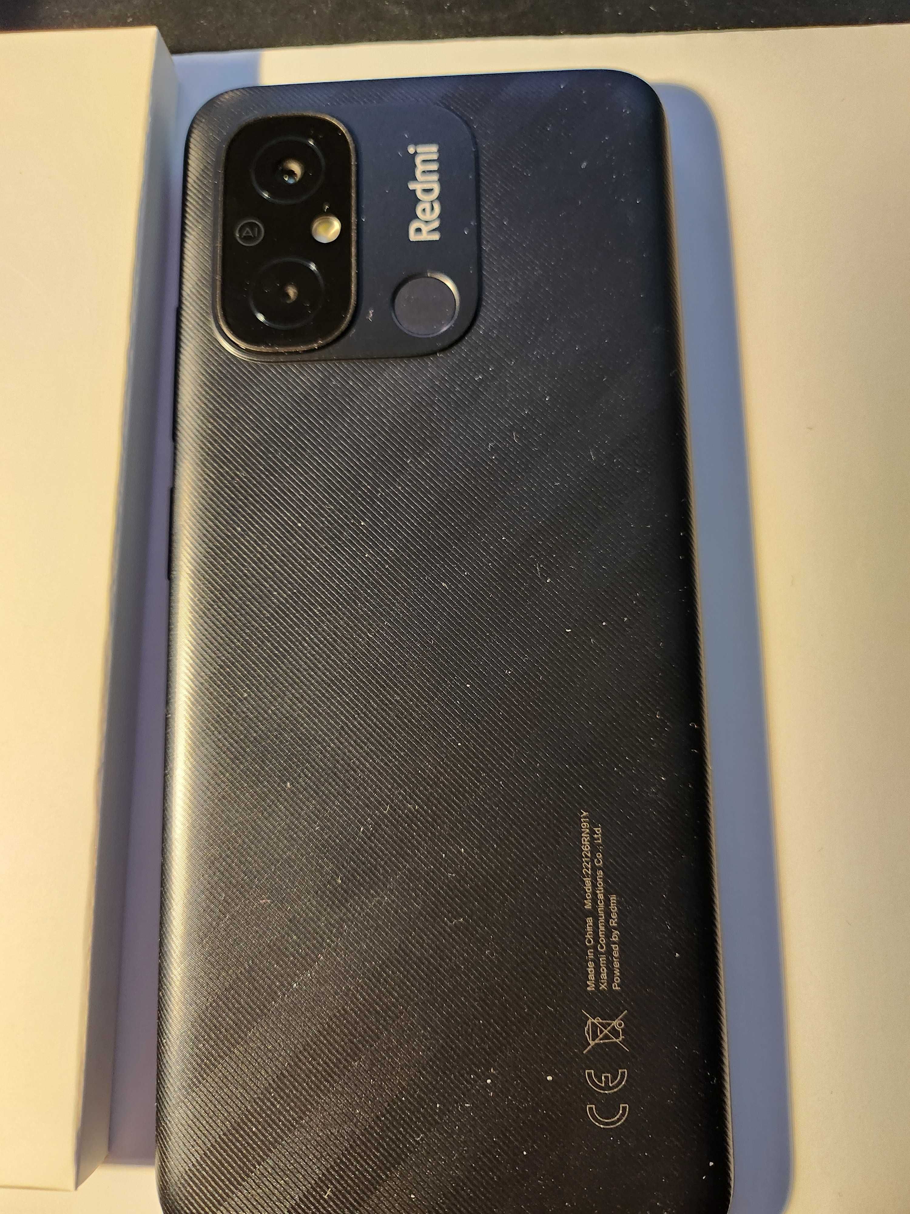 продавам чисто нов смартфон Redmi 12c