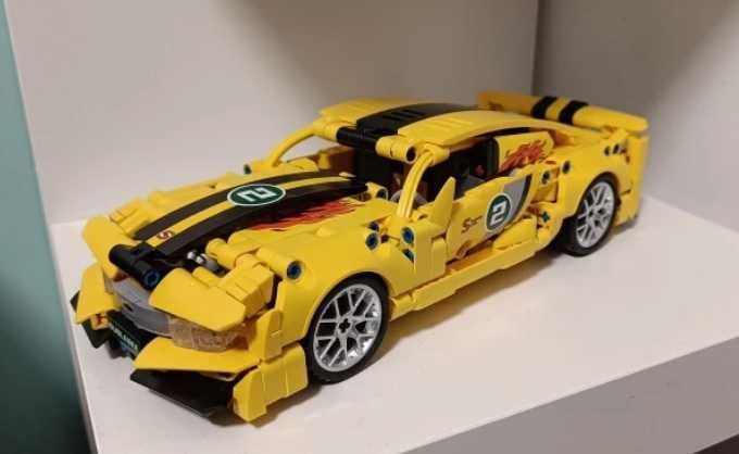 Masina TIP lego pull-back Mustang Bumblebee 1:18 (24cm) "42138"