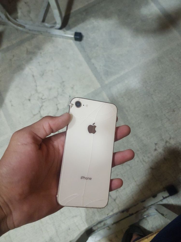 Iphone 8 64/100