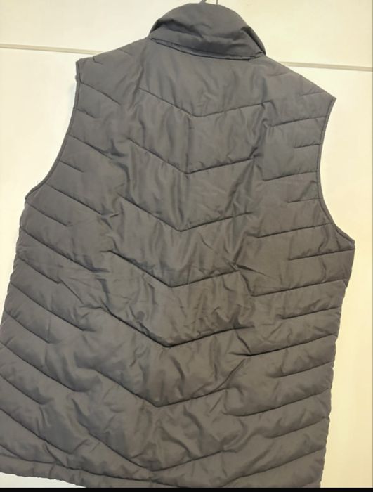 Vestă bărbătească