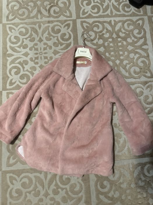 На осень курточка