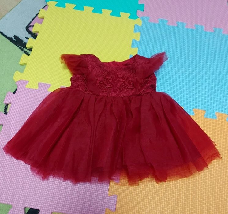 Rochita eleganta 62-68 cm