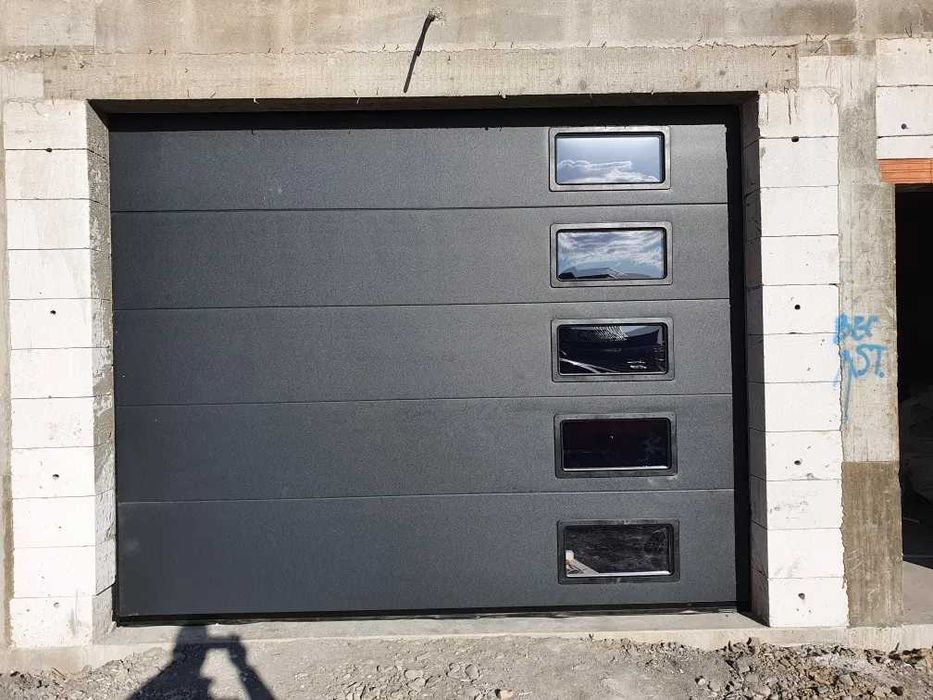 usi garaj de vanzare cu montaj in bailesti,usi garaj automate