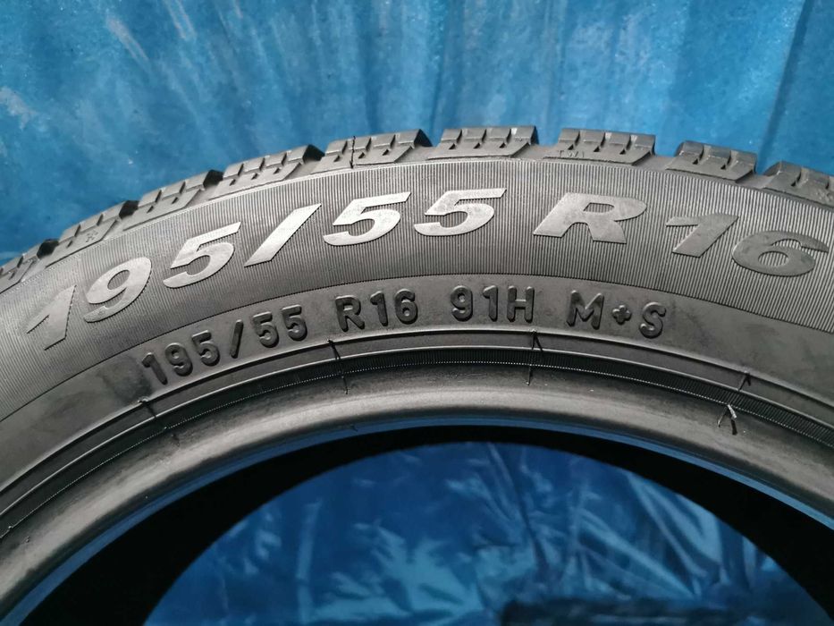 195 55 16 pirelli m+s 4 buc