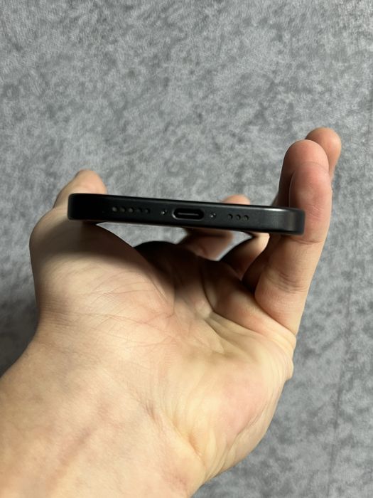 iPhone 15 256GB 79% в идеальном состоянии