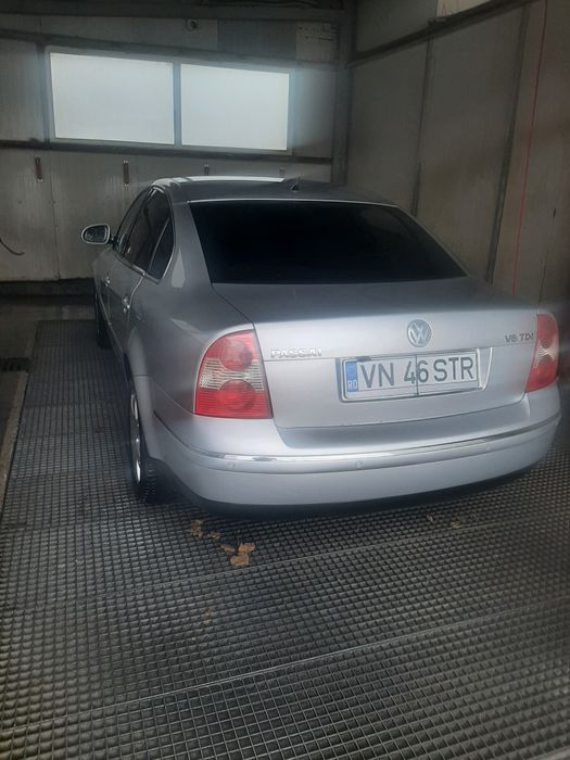 Vând VW Passat b5.5 2.5 TDI cutie automată!