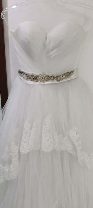 De vânzare rochie de mireasă