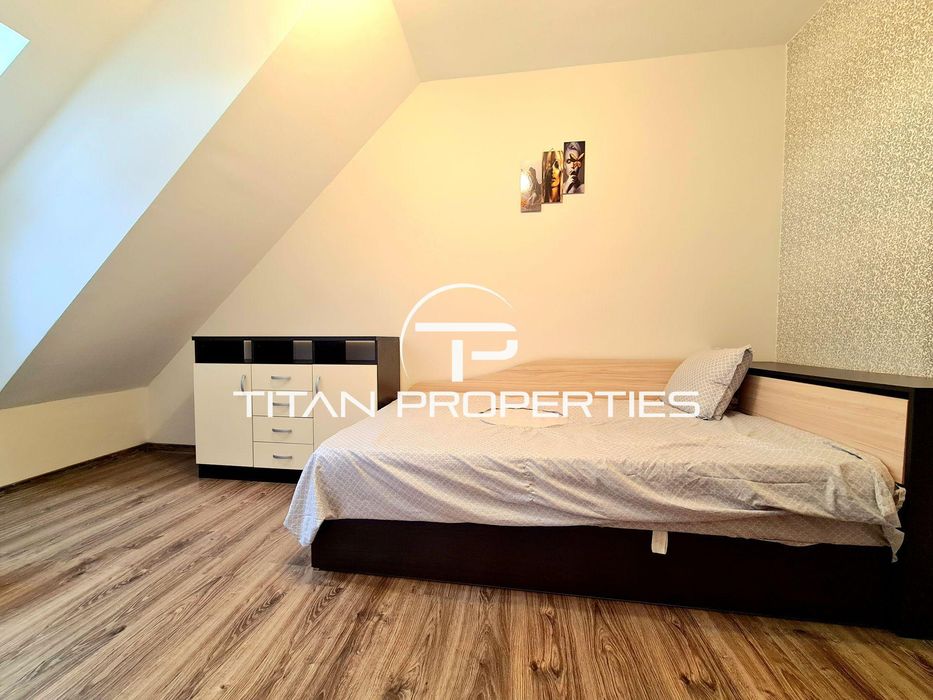 Тристаен апартамент в кв. Кючук Париж