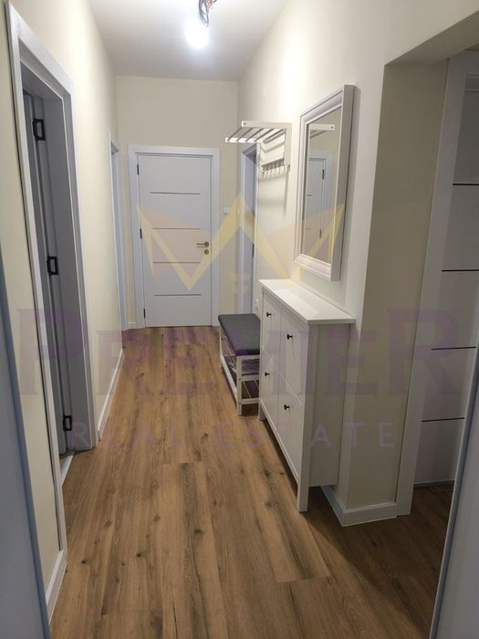 Дава се под наем Четиристаен апартамент в Варна, Окръжна болница - 100 кв.м за 1377 € - Снимка #12