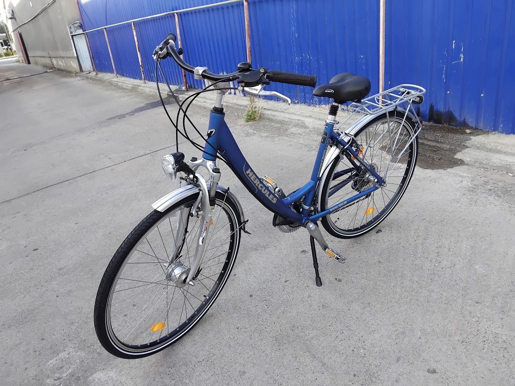 Vând bicicleta Hercules din aluminiu pentru damă