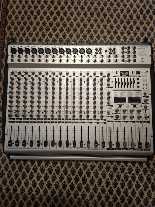 Mixer activ Behringer PMH5000