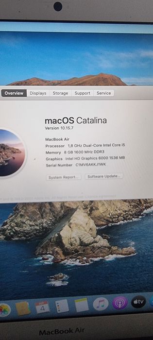 Macbook air 2017  stare foarte bună A1466