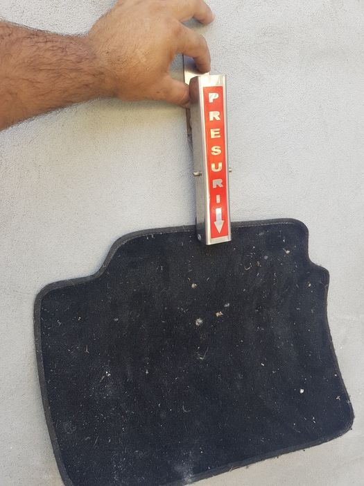 Cleste/clema prindere și fixare covorase auto