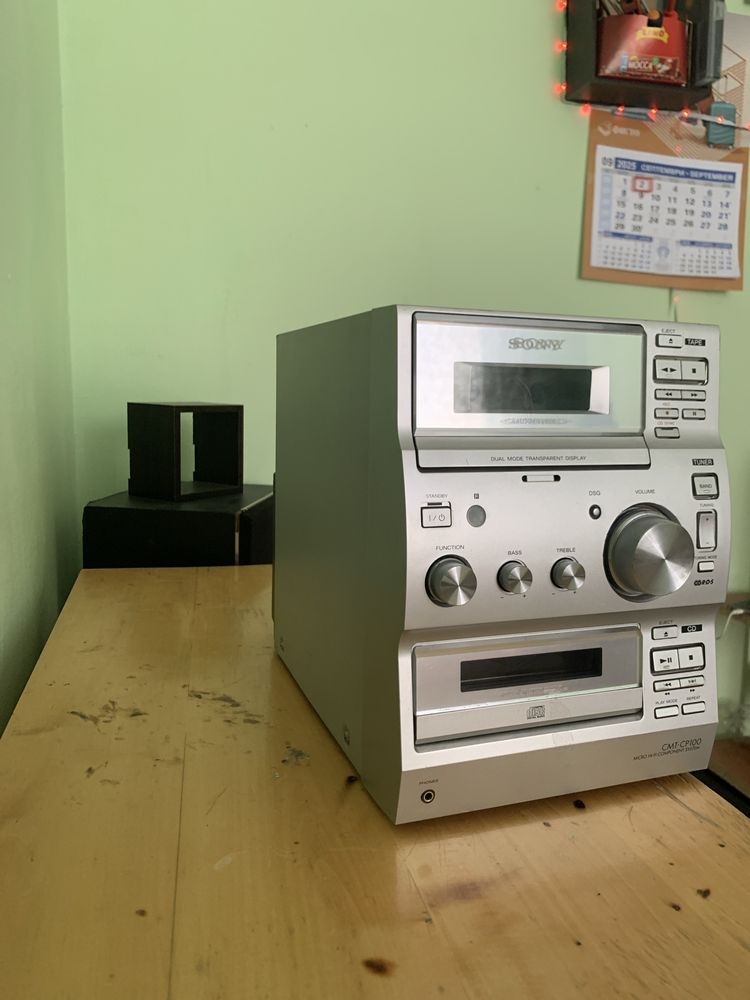 Sony CMT-CP100 Compact