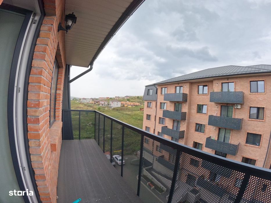 P.F. vând apartament cu 2 camere finisate și parcare subterană inclusă