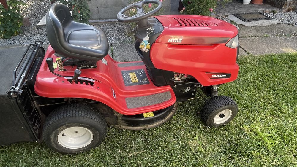 Tractor gazon/iarba MTD RC 125+ mașina gazon benzina Bonus