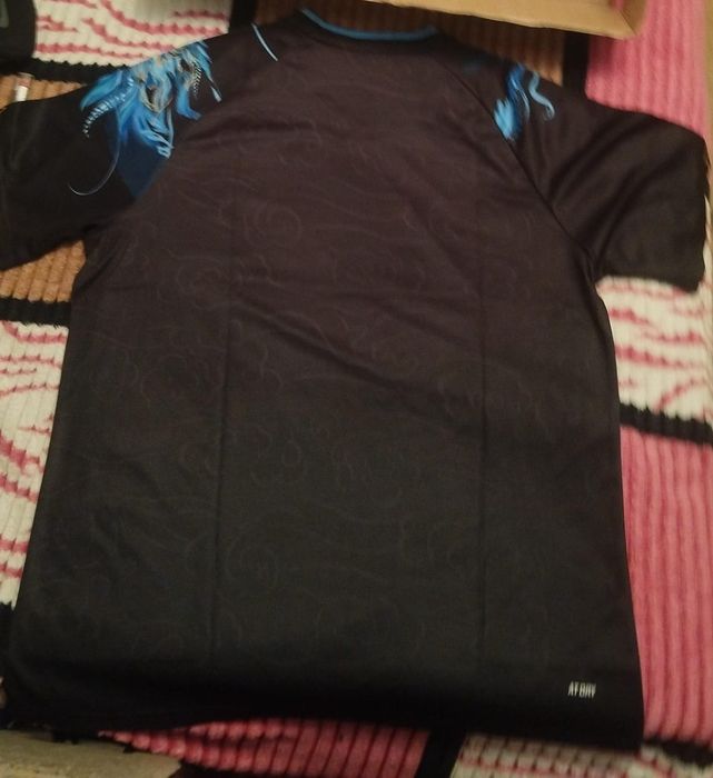 теннисная футболка