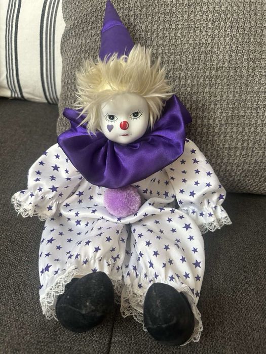 Кукла клоун  порцеланово лице